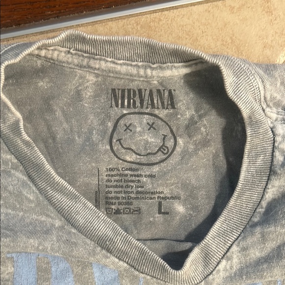 Nirvana Gray T-Shirt - Picture 2 of 3
